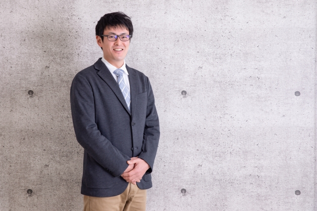 専門ライター30名以上